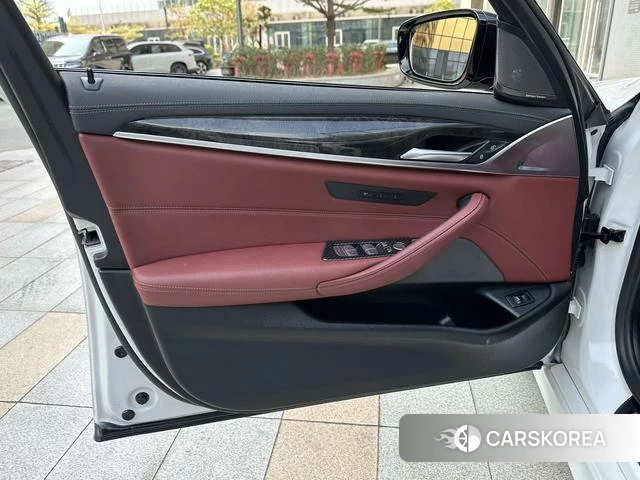 BMW 5 series id 4336342 из Китая 14