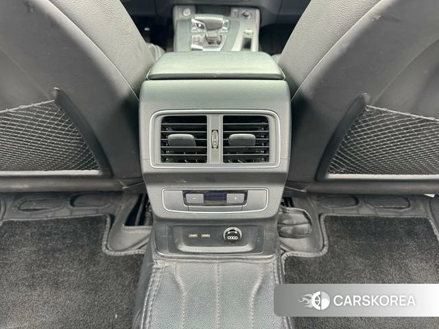 Audi Q5L id 4277959 из Китая 14
