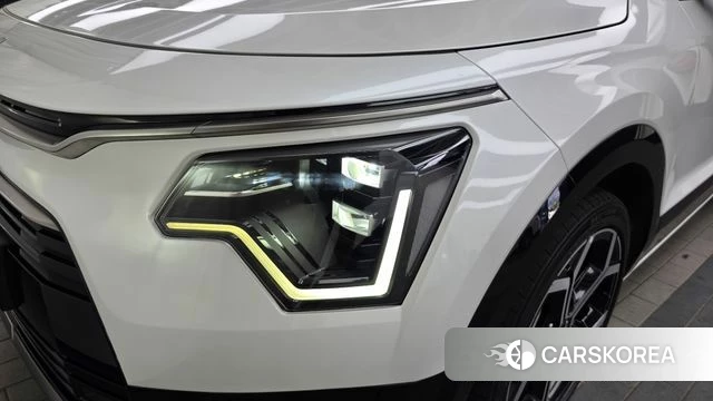 Kia Di Ol Nu Niro id 4881042 из Кореи 14