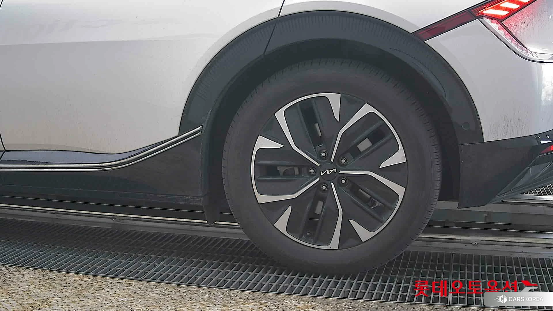 Kia EV6 id 3888291 из Кореи 14