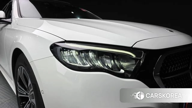 Mercedes-Benz E-Class W214 id 4607796 из Кореи 14
