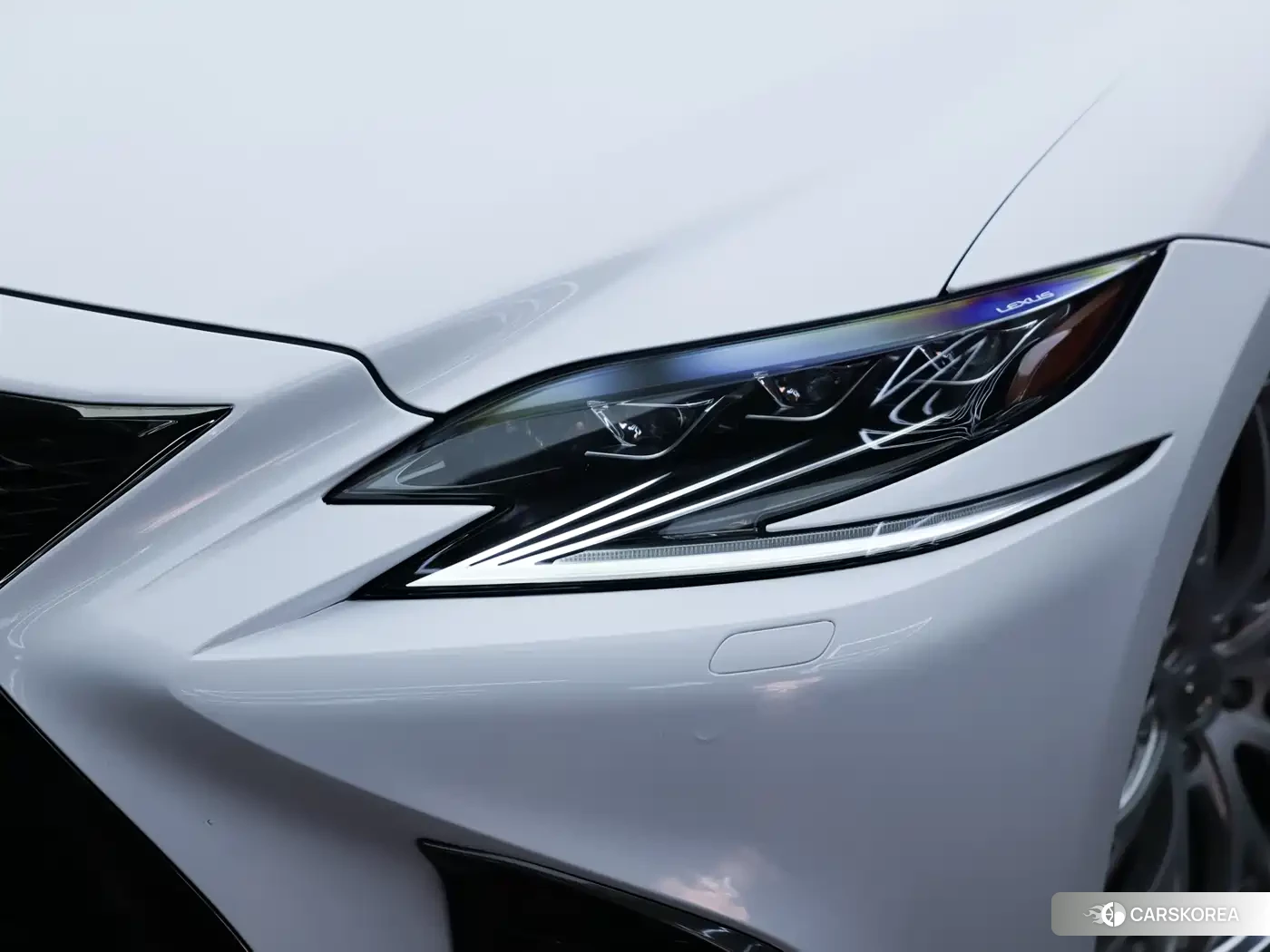 Lexus LS id 4565401 из Китая 14