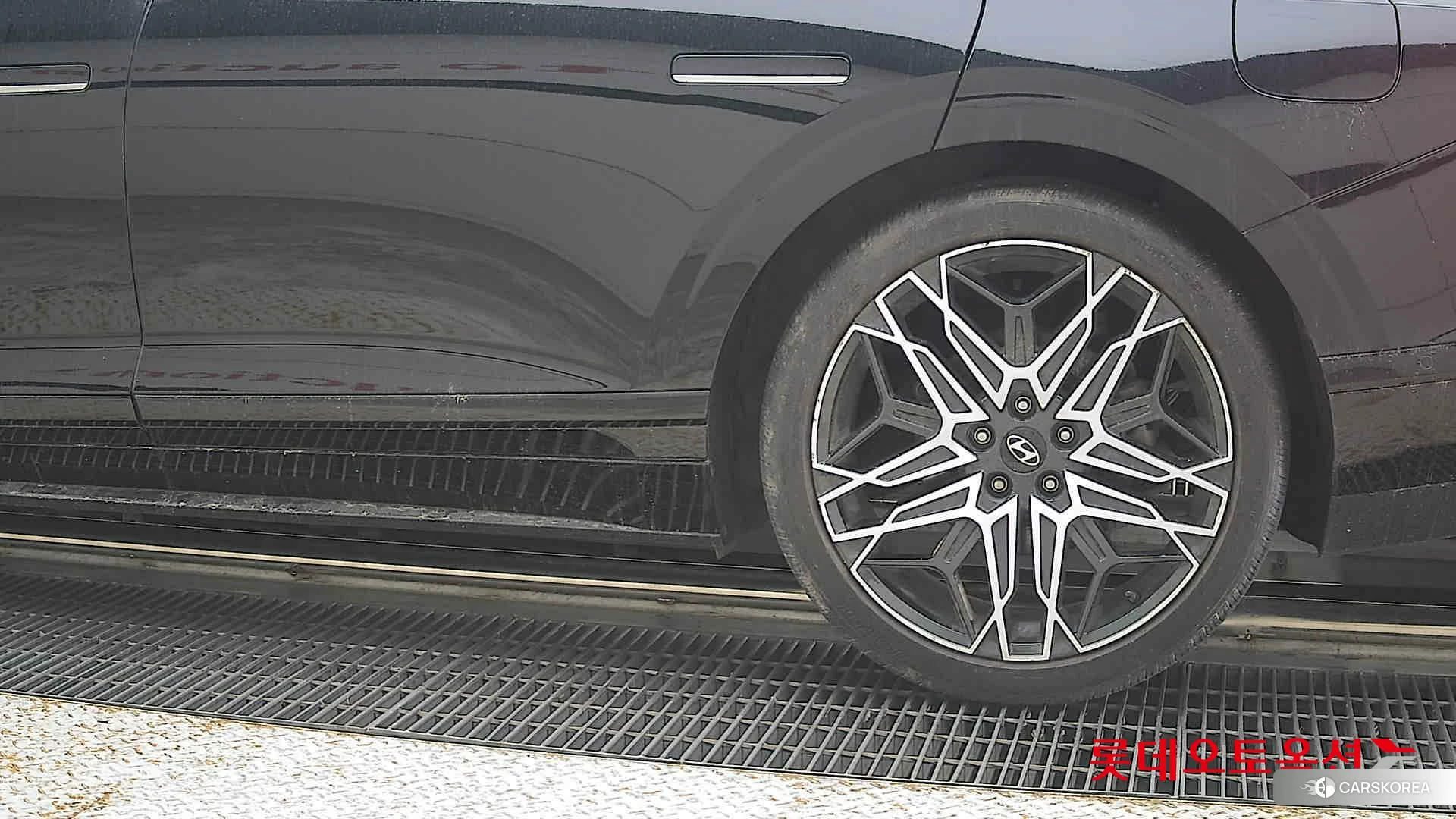 Hyundai Grandeur Hybrid id 4498383 из Кореи 14