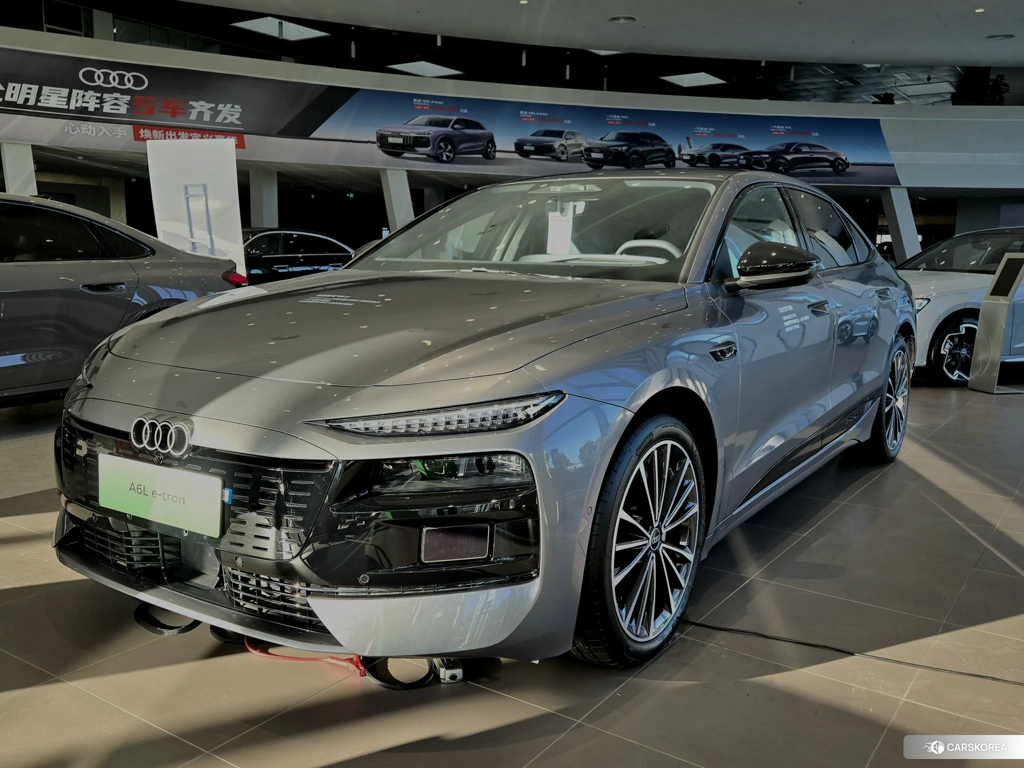 Audi A6L e-tron id 4485590 из Китая 14