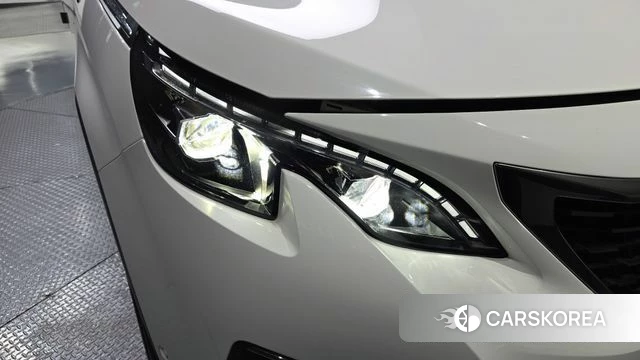 Peugeot 5008 second generation id 4317812 из Кореи 14