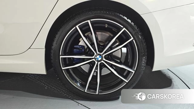 BMW 3 Series (G20) id 4225406 из Кореи 14