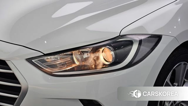 Hyundai Avante AD id 4596151 из Кореи 14