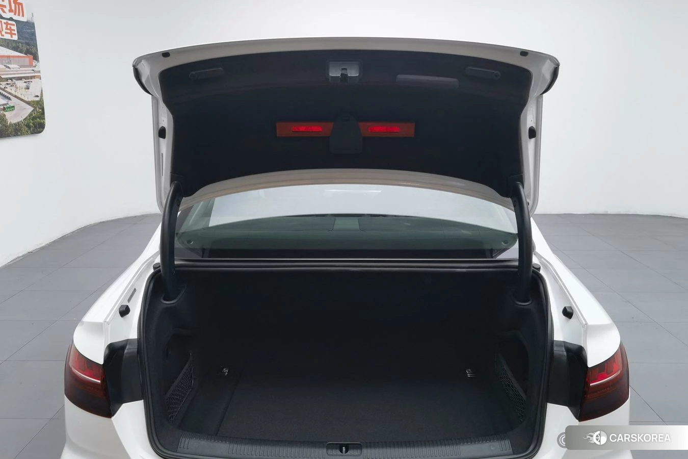 Audi A4L id 4479322 из Китая 14