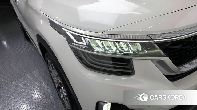 Kia Seltos id 4232338 из Кореи 14