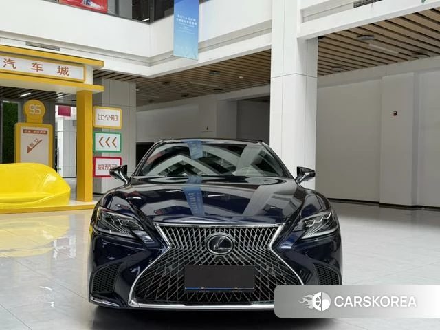 Lexus LS id 4254666 из Китая 14
