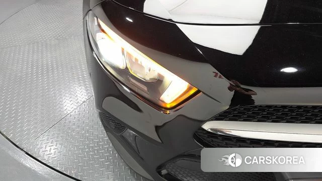 Mercedes-Benz A-Class W177 id 4785334 из Кореи 14