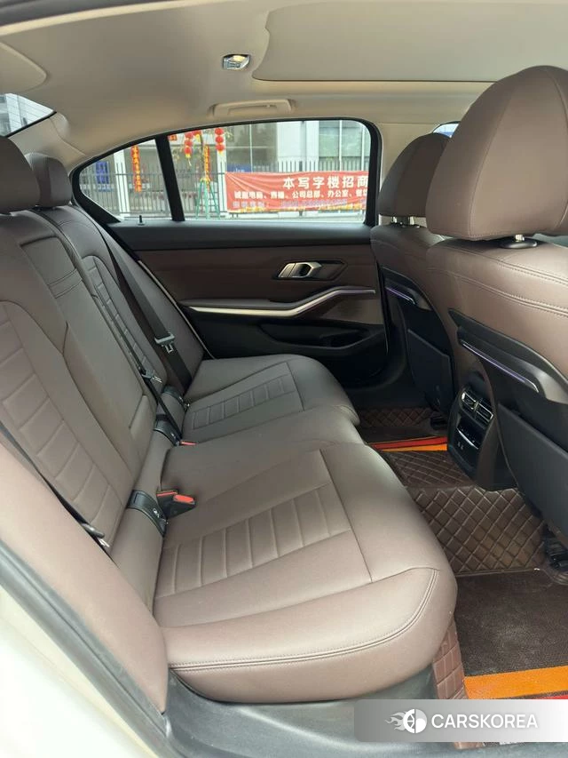 BMW 3 series id 4273679 из Китая 14