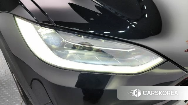 Tesla Model X id 4232531 из Кореи 14