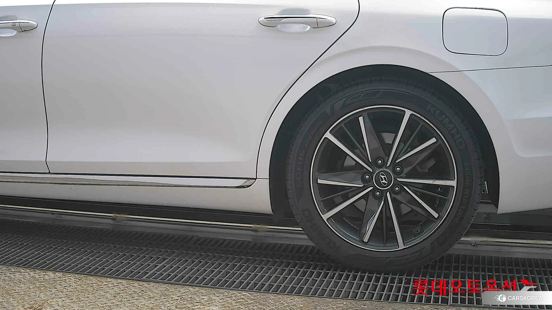 Hyundai Grandeur id 3869336 из Кореи 14