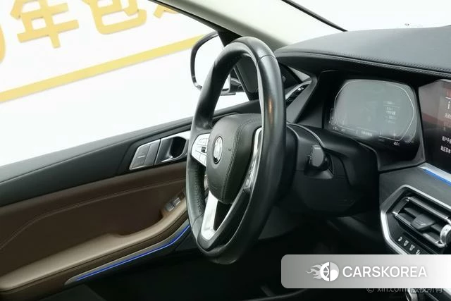 BMW X7 id 4210403 из Китая 14