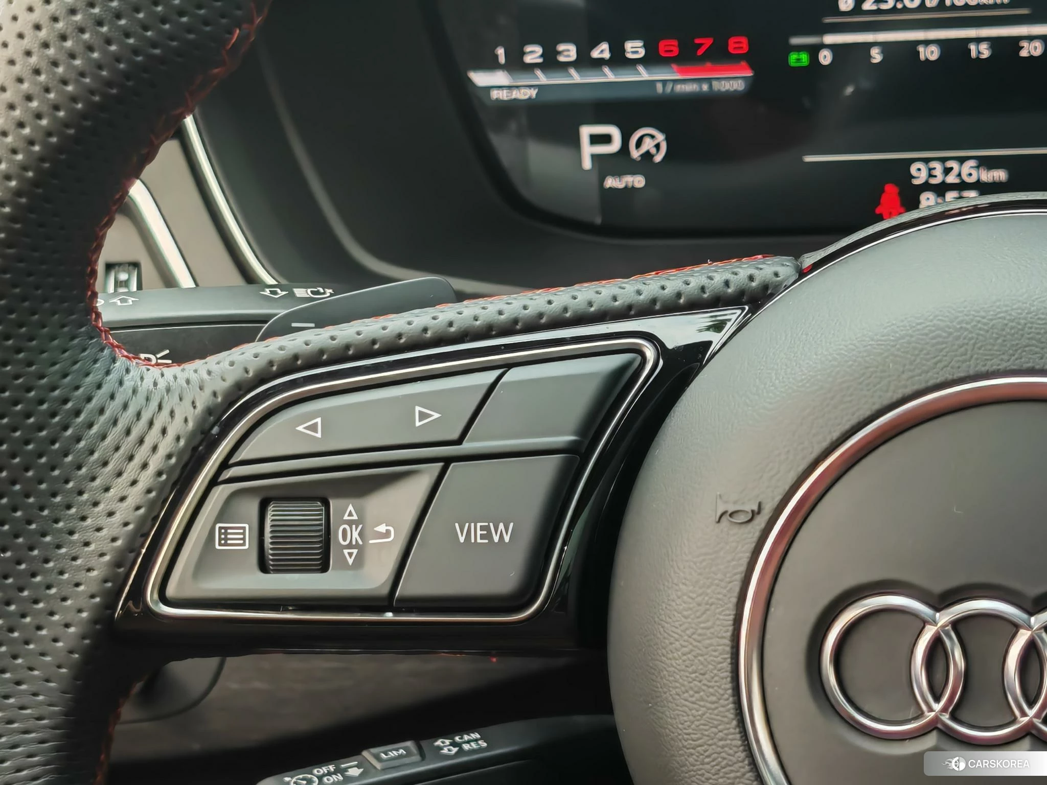 Audi A4L id 4514905 из Китая 13
