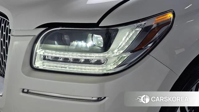 Lincoln Navigator 4th generation id 4865055 из Кореи 14