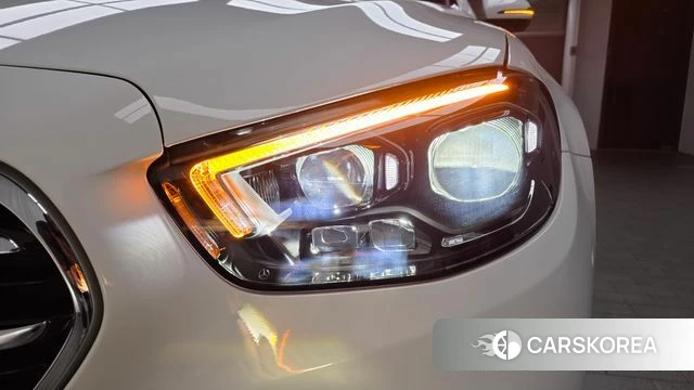 Mercedes-Benz E-Class W213 id 4706831 из Кореи 14