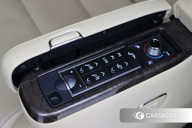 Toyota Elfa id 4239181 из Китая 14