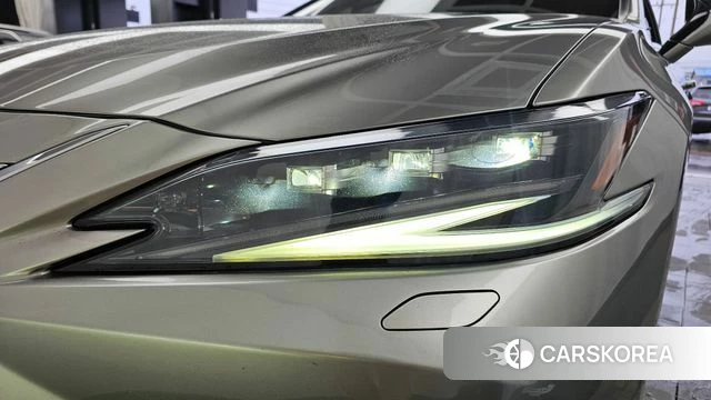 Lexus ES300h 7th generation id 4754221 из Кореи 14