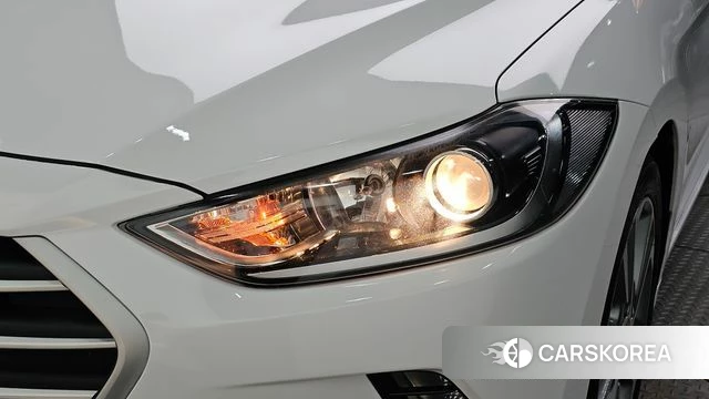 Hyundai Avante AD id 4850218 из Кореи 14