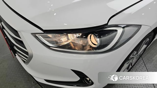 Hyundai Avante AD id 4378114 из Кореи 14