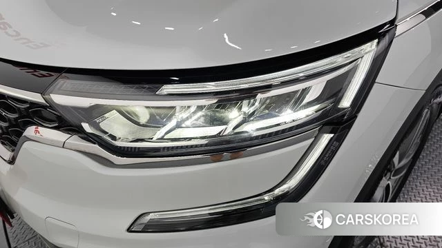 Renault Korea (Samsung) The New QM6 id 4741132 из Кореи 14