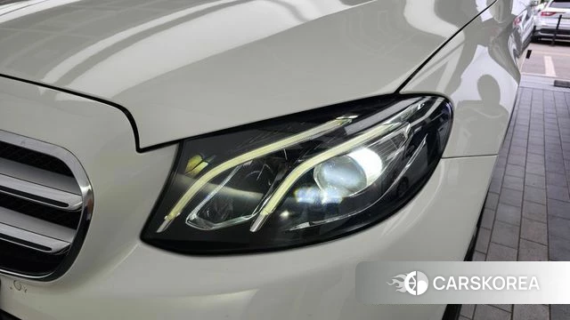 Mercedes-Benz E-Class W213 id 4507802 из Кореи 14