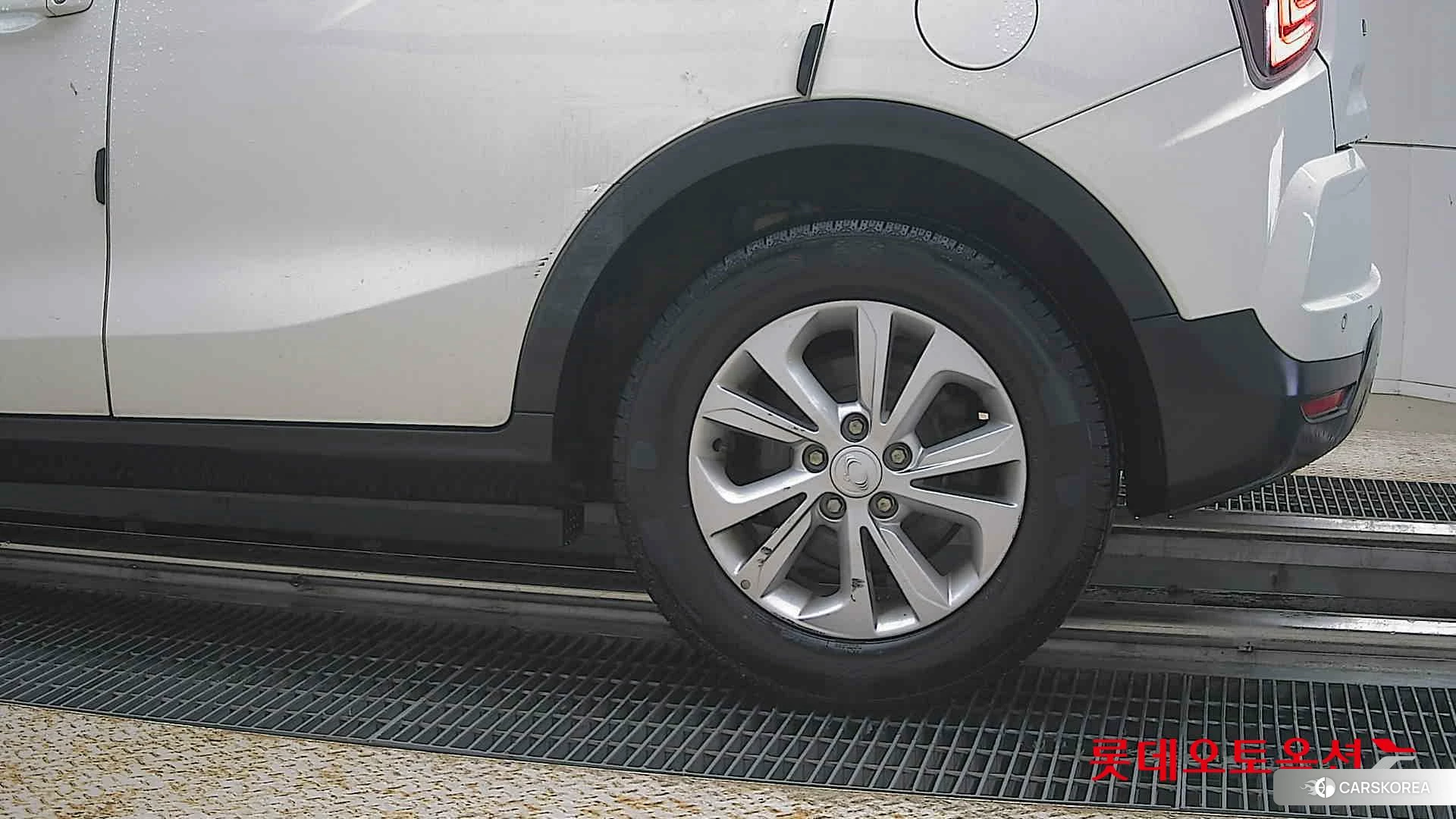 SsangYong Tivoli id 4352439 из Кореи 14
