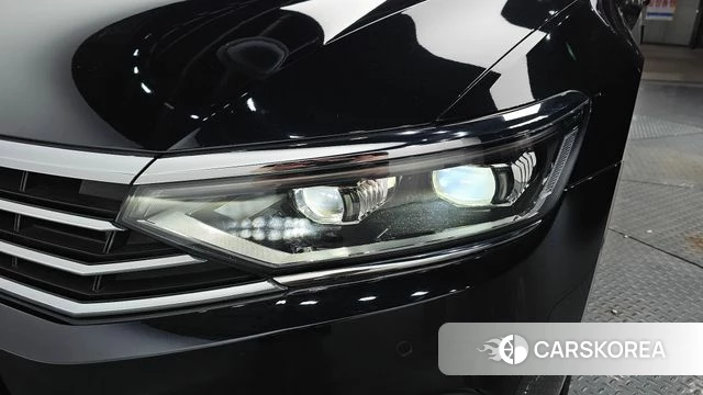 Volkswagen Passat GT (B8) id 4316937 из Кореи 14