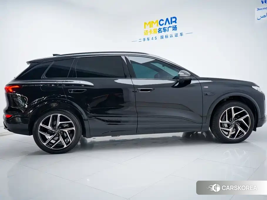 Audi Q6L e-tron id 4674514 из Китая 14