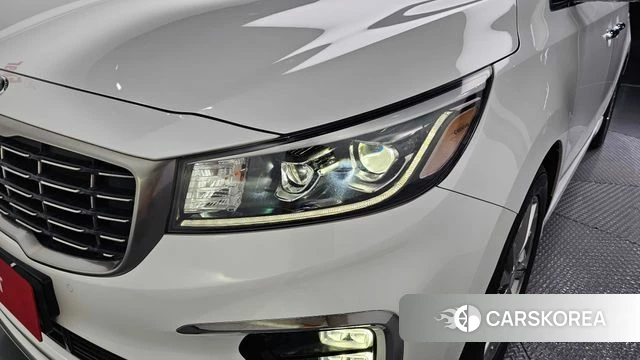 Kia The New Carnival id 4595119 из Кореи 14