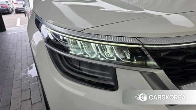 Kia Seltos id 4595117 из Кореи 14
