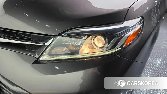 Toyota Sienna id 4490722 из Кореи 14