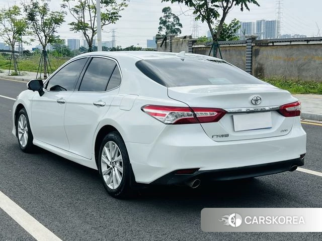 Toyota Camry id 4400030 из Китая 14