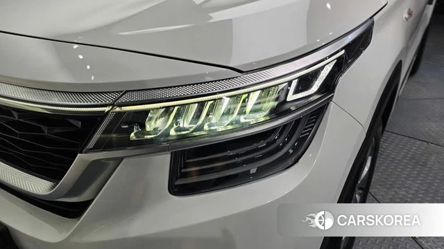 Kia Seltos id 4572937 из Кореи 13