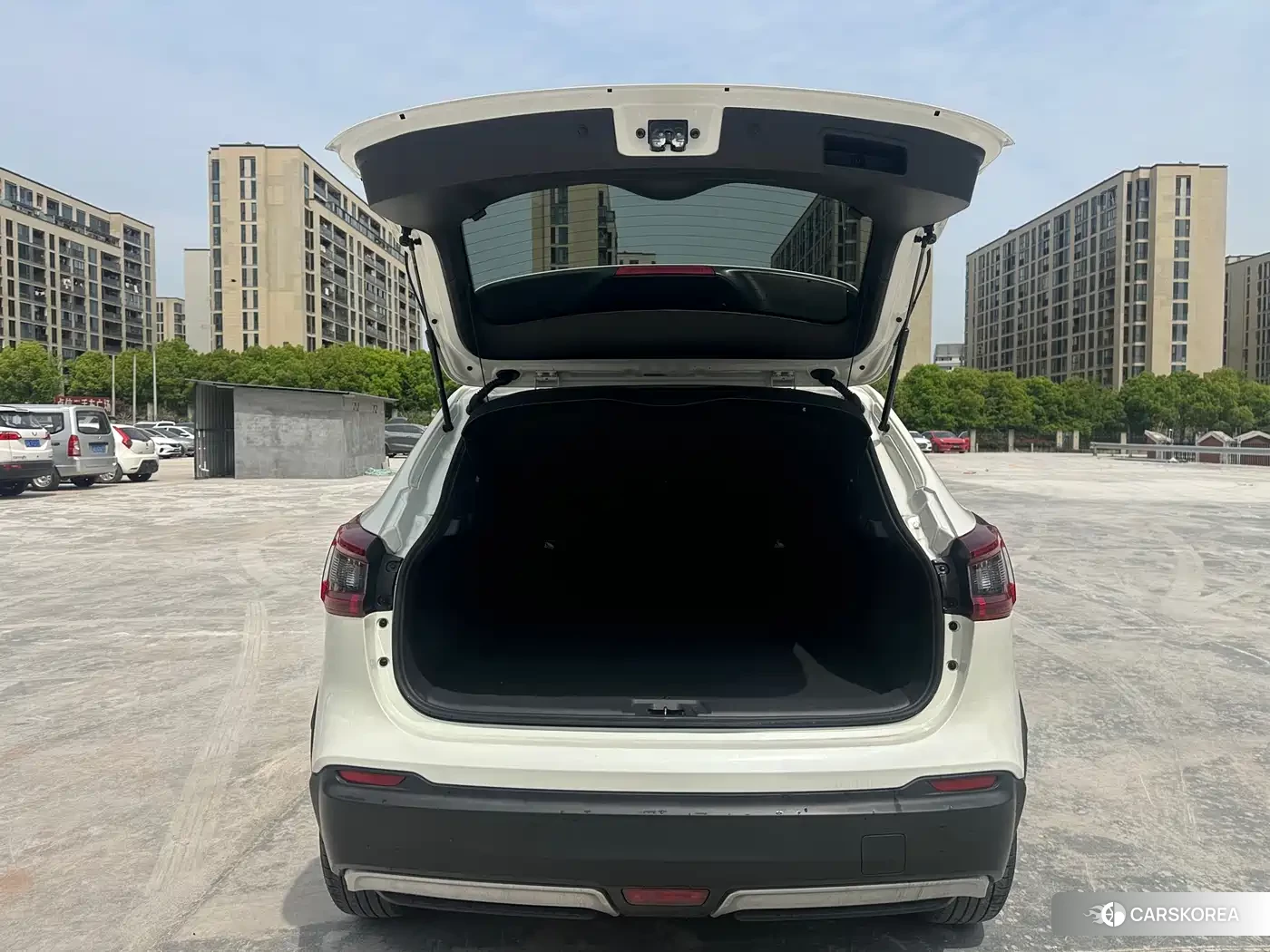 Nissan Qashqai id 4654639 из Китая 14
