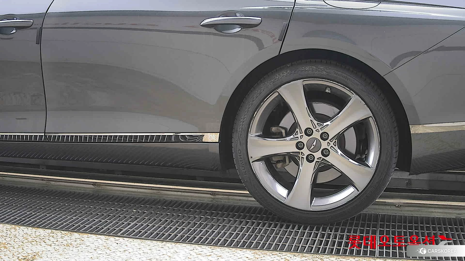 Hyundai G80 id 4289333 из Кореи 14