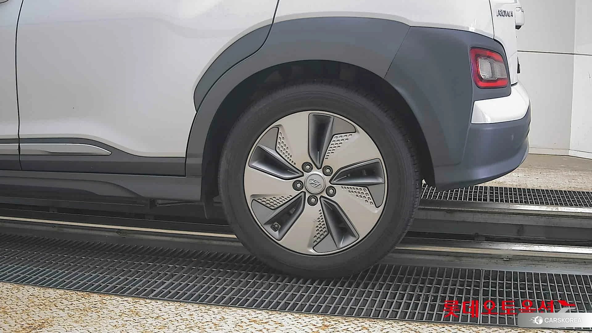 Hyundai KONA Electric id 4674132 из Кореи 14