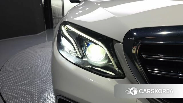 Mercedes-Benz E-Class W213 id 4625550 из Кореи 14