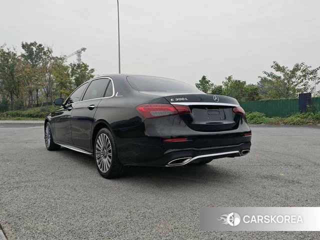 Mercedes-Benz E-class id 4321242 из Китая 14