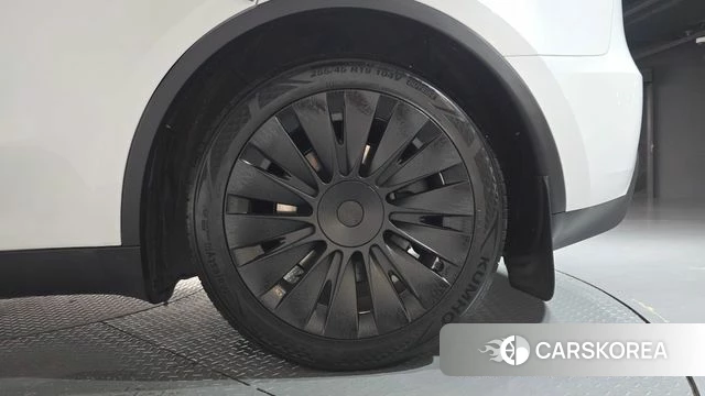 Tesla Model Y id 4499983 из Кореи 14