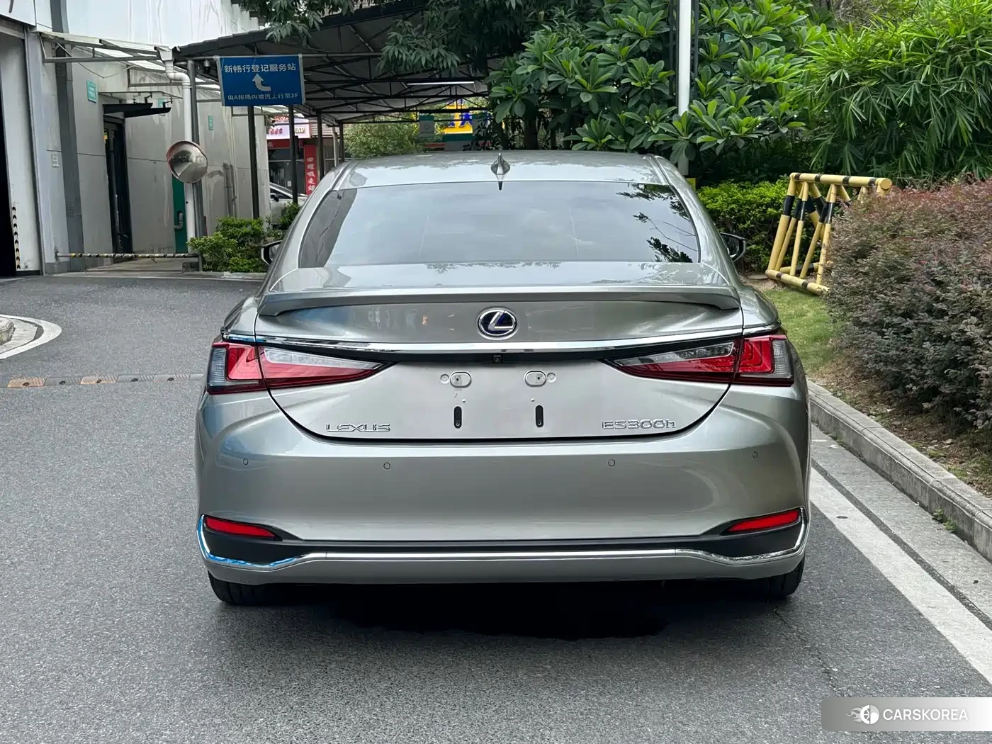 Lexus ES id 4601144 из Китая 14