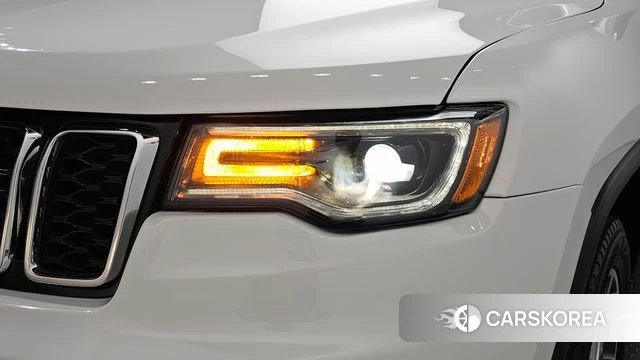 Jeep Grand Cherokee id 4580596 из Кореи 14