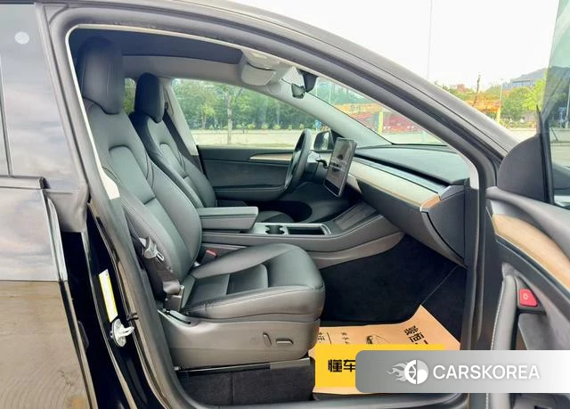 Tesla Model Y id 3896259 из Китая 14