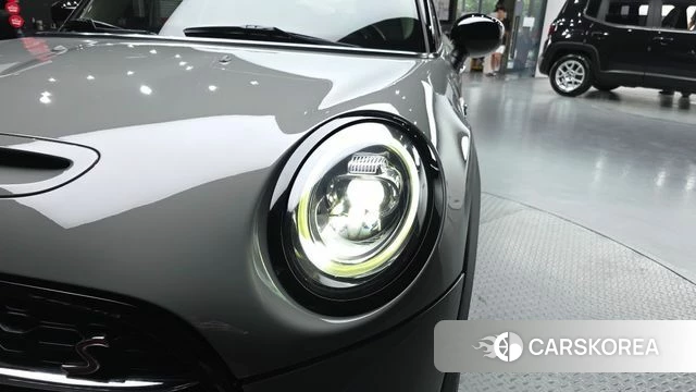Mini Cooper S id 4717230 из Кореи 14