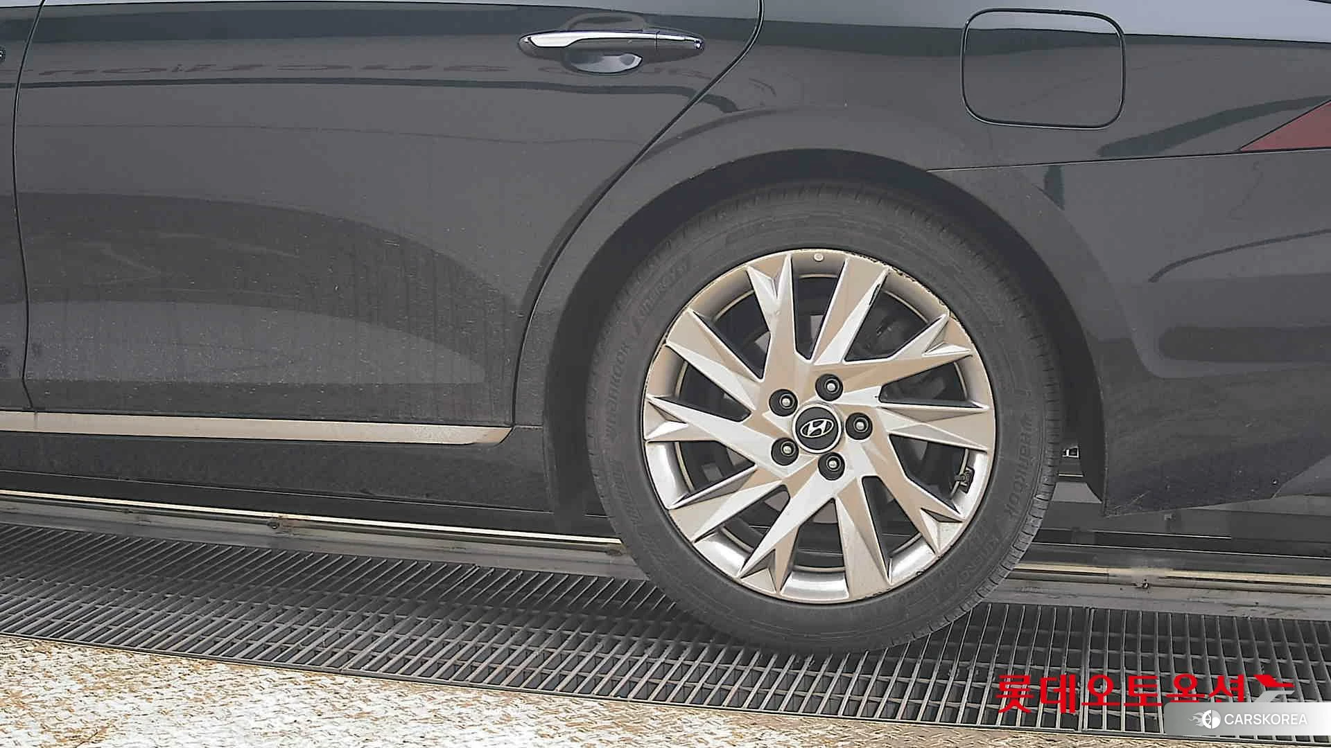 Hyundai Grandeur Hybrid id 3881992 из Кореи 14