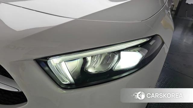 Mercedes-Benz A-Class W177 id 4529617 из Кореи 14