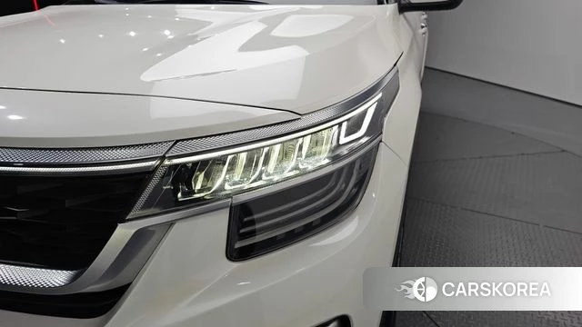 Kia Seltos id 4188145 из Кореи 14