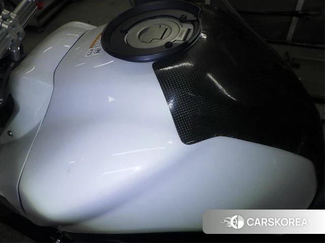 Yamaha FZ1-N id 3945254 из Японии 14